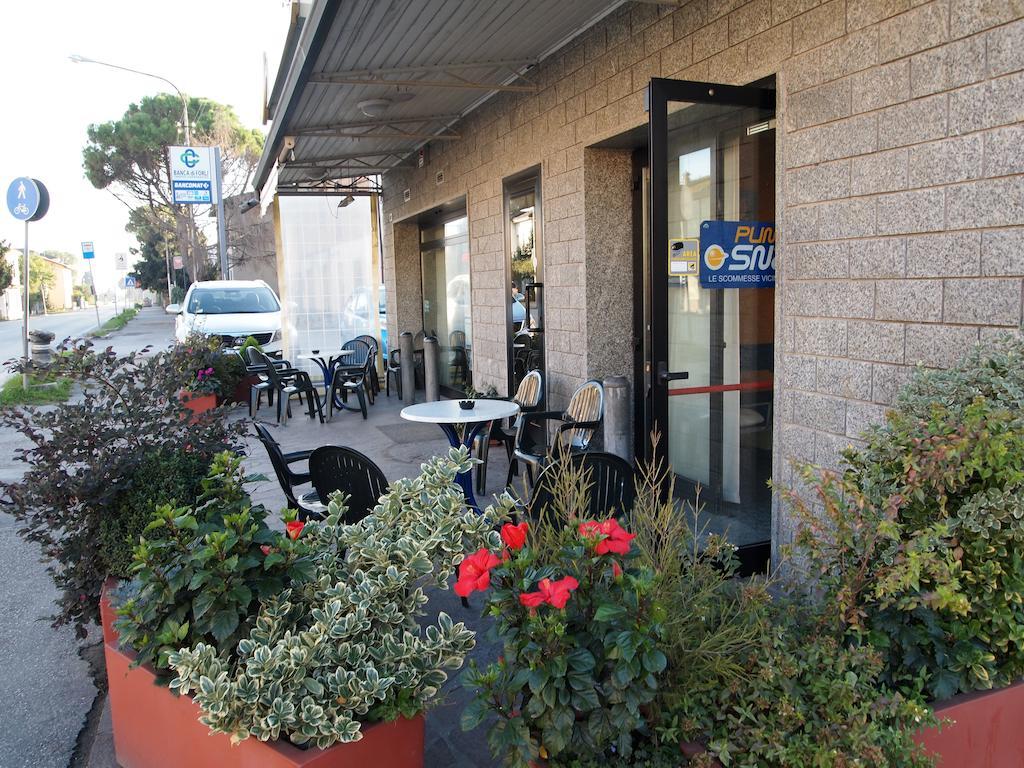 Caffetteria Dell'Angolo Hotel Borghetto Secondo Buitenkant foto