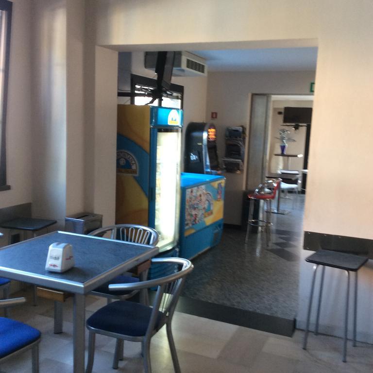 Caffetteria Dell'Angolo Hotel Borghetto Secondo Buitenkant foto