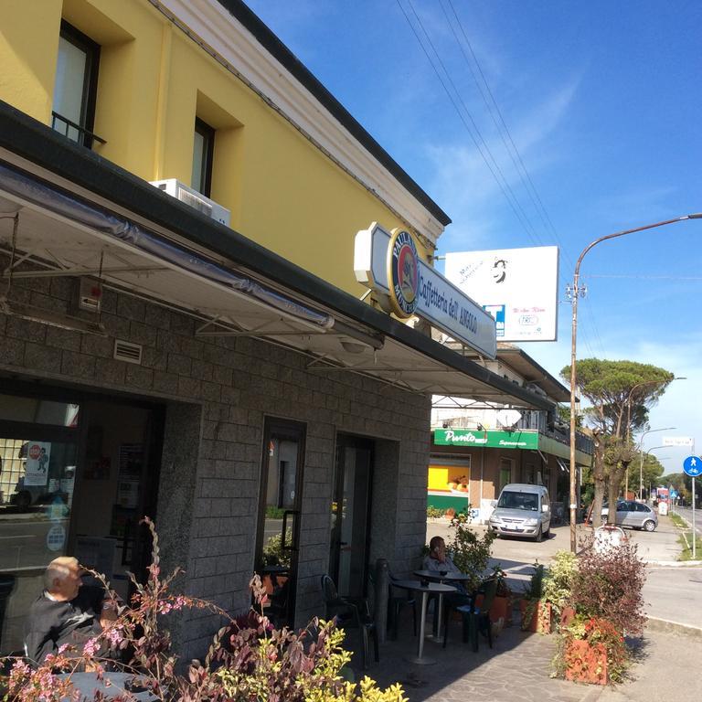 Caffetteria Dell'Angolo Hotel Borghetto Secondo Buitenkant foto