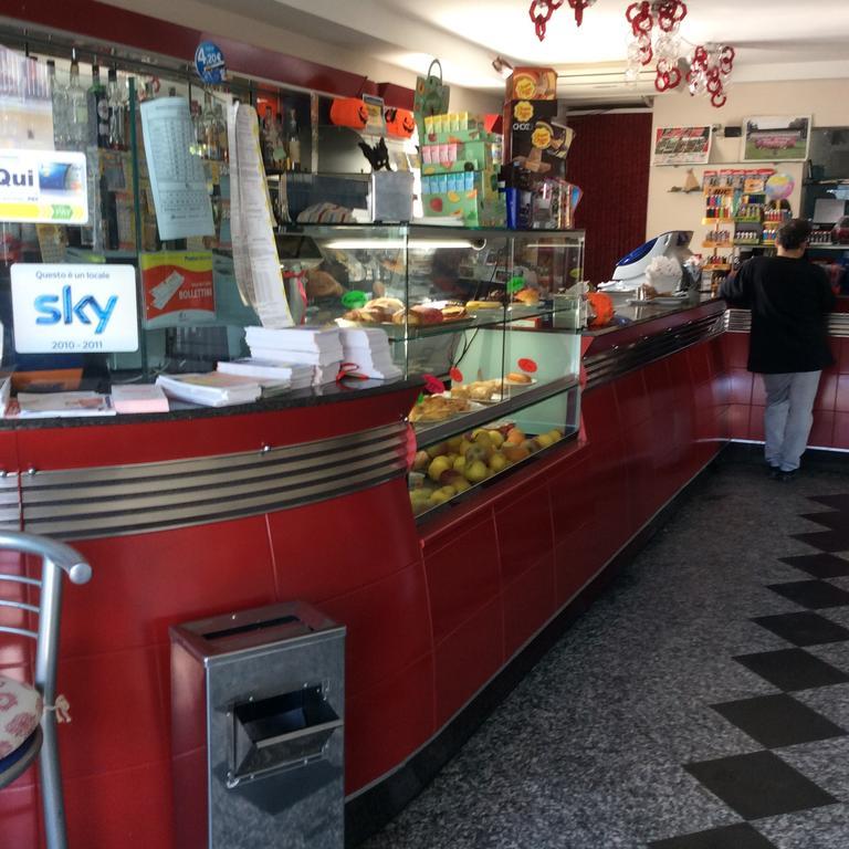 Caffetteria Dell'Angolo Hotel Borghetto Secondo Buitenkant foto
